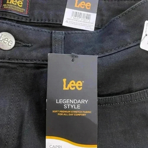 New Lee Mid Rise Capri Black size 10M - Picture 2 of 8